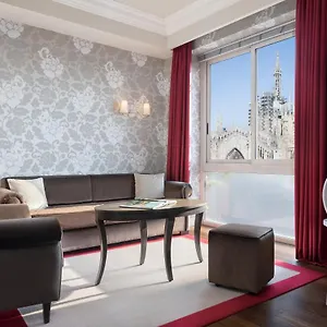 Sina De La 4*, Milano Italia